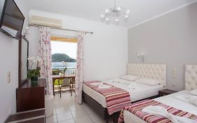 Dimosthenis Apartments